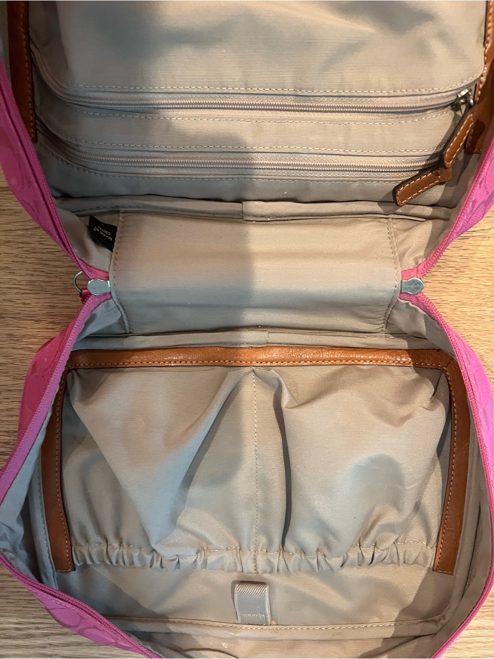 Coach Cosmetics Bag - Picture 4 of 7